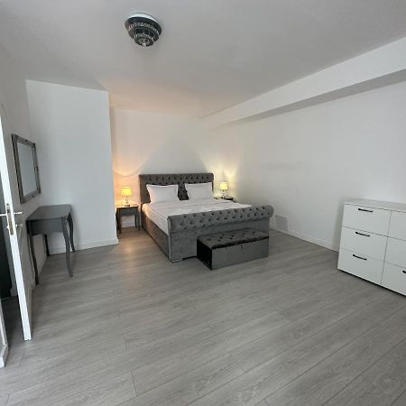 Elisio - Maple House Apartment Ghimbav Bagian luar foto