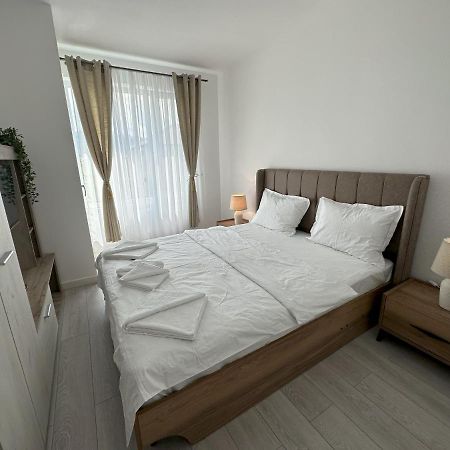 Elisio - Maple House Apartment Ghimbav Bagian luar foto