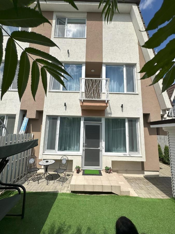 Elisio - Maple House Apartment Ghimbav Bagian luar foto